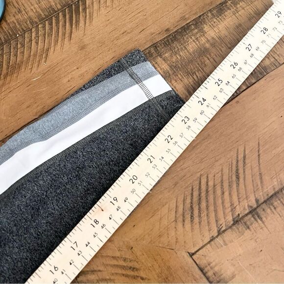 Athleta Leggings Size M Salutation Colorblock Asymmetrical Powervita 7/8 Yoga - Picture 6 of 6